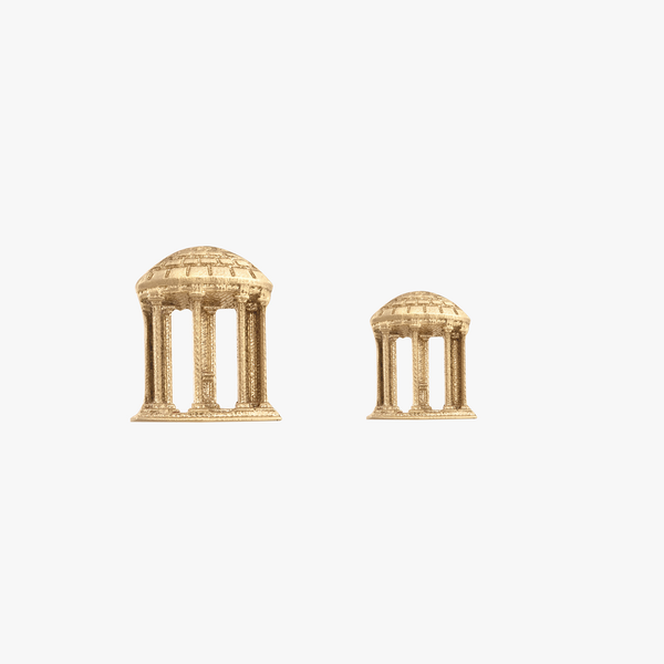 UNC Old Well Stud Earring